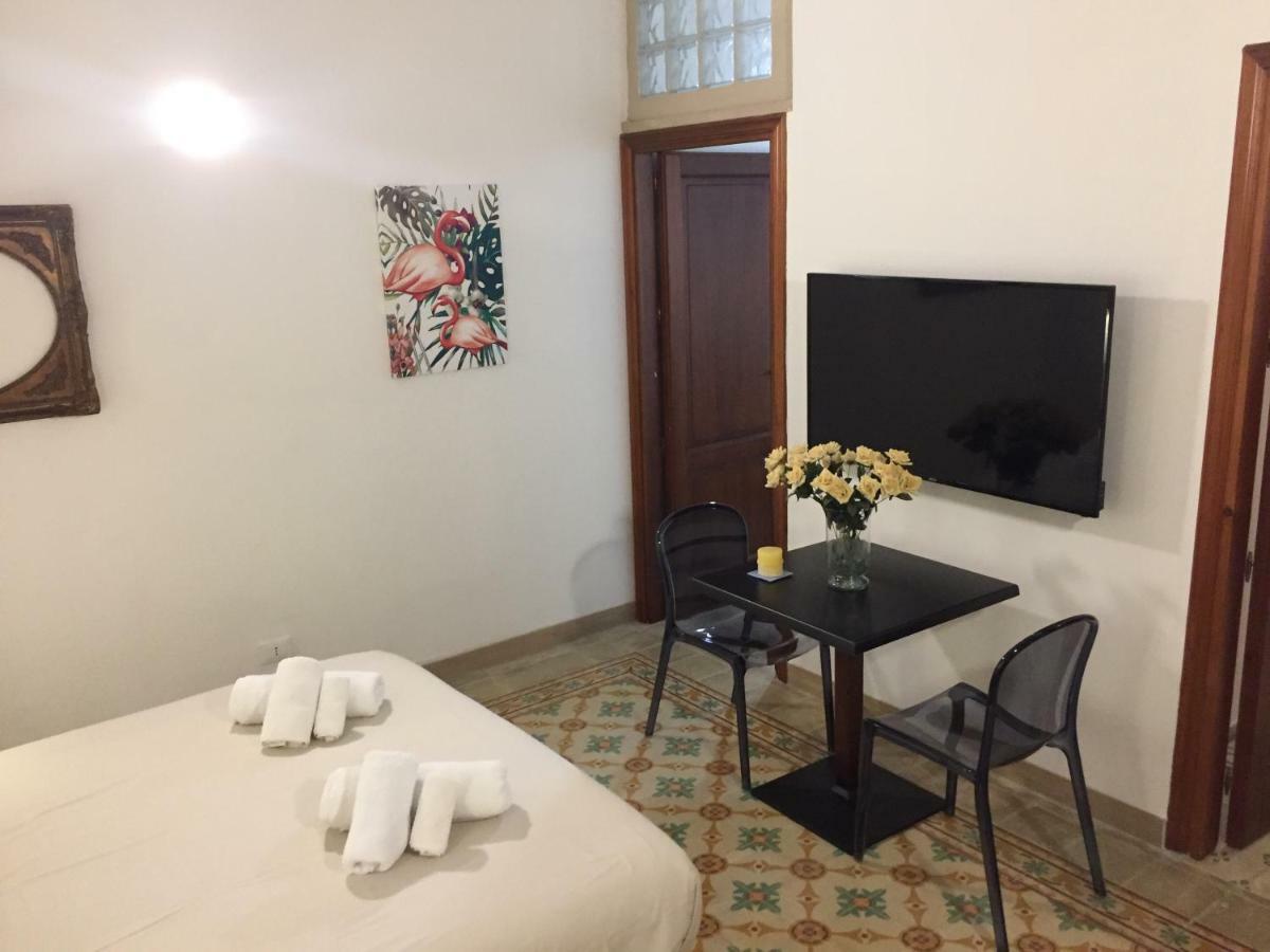 Ferienwohnung Al Civico 9 Trapani Exterior foto