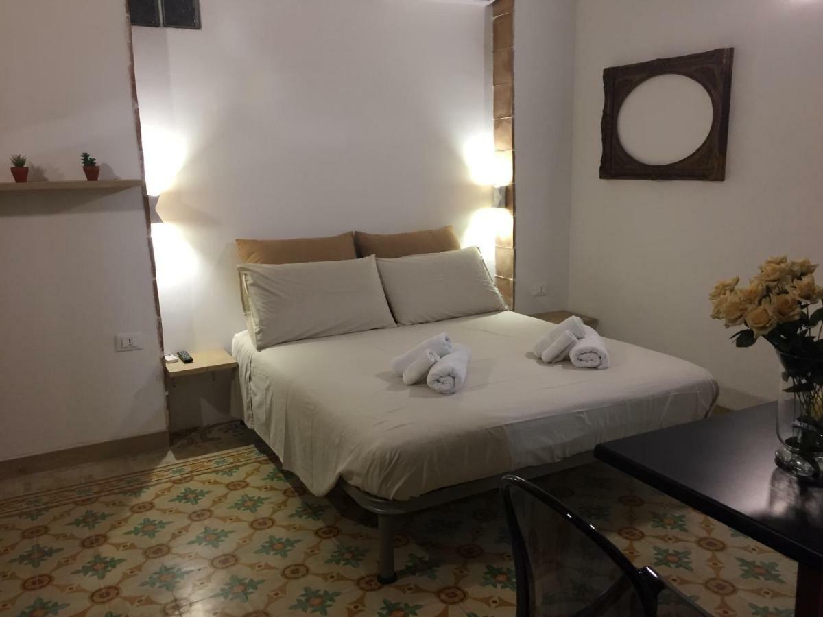 Ferienwohnung Al Civico 9 Trapani Exterior foto